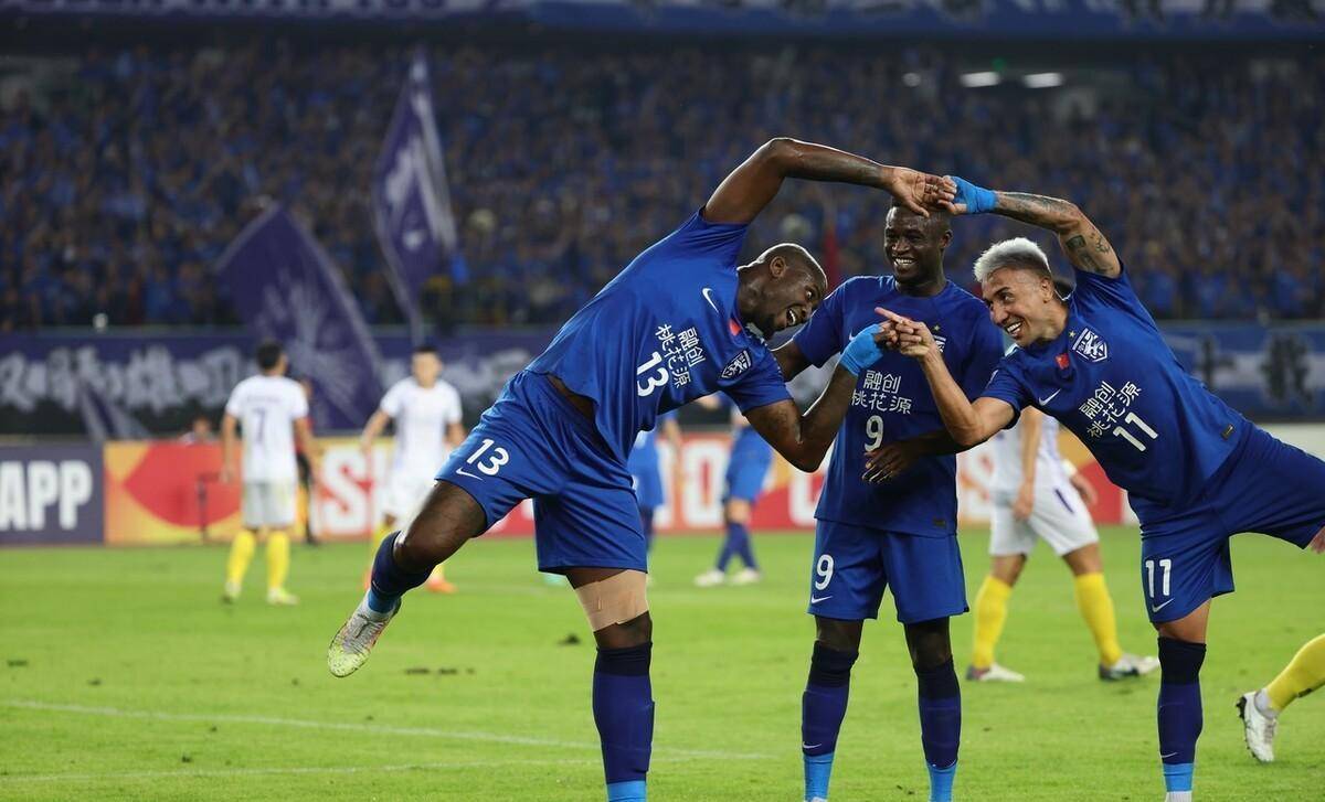 国安备战对阵深圳佳兆业,争夺胜利的简单介绍 国安备战对阵深圳佳兆业,争夺胜利的简单介绍