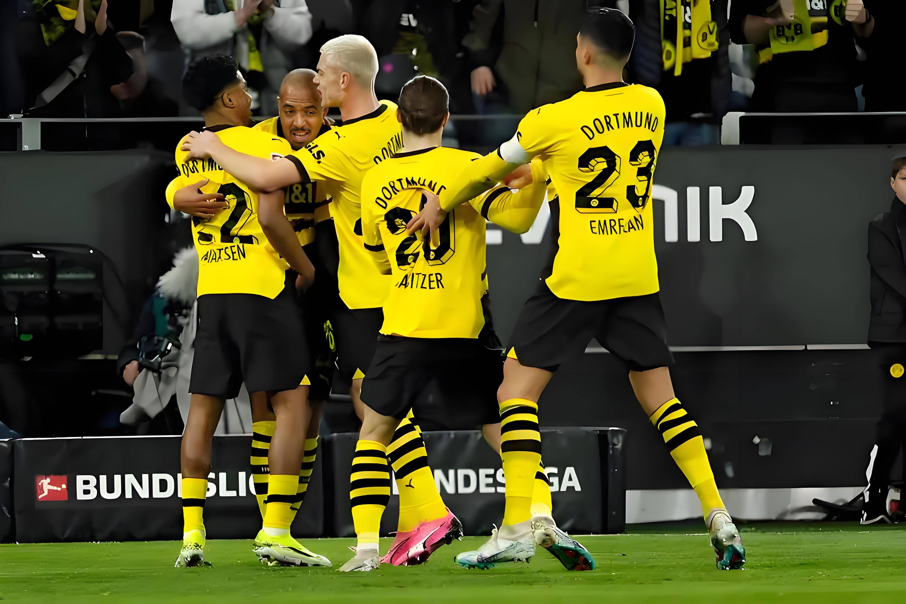 关于多特蒙德遭遇连败，球迷担忧联赛排名下滑的信息