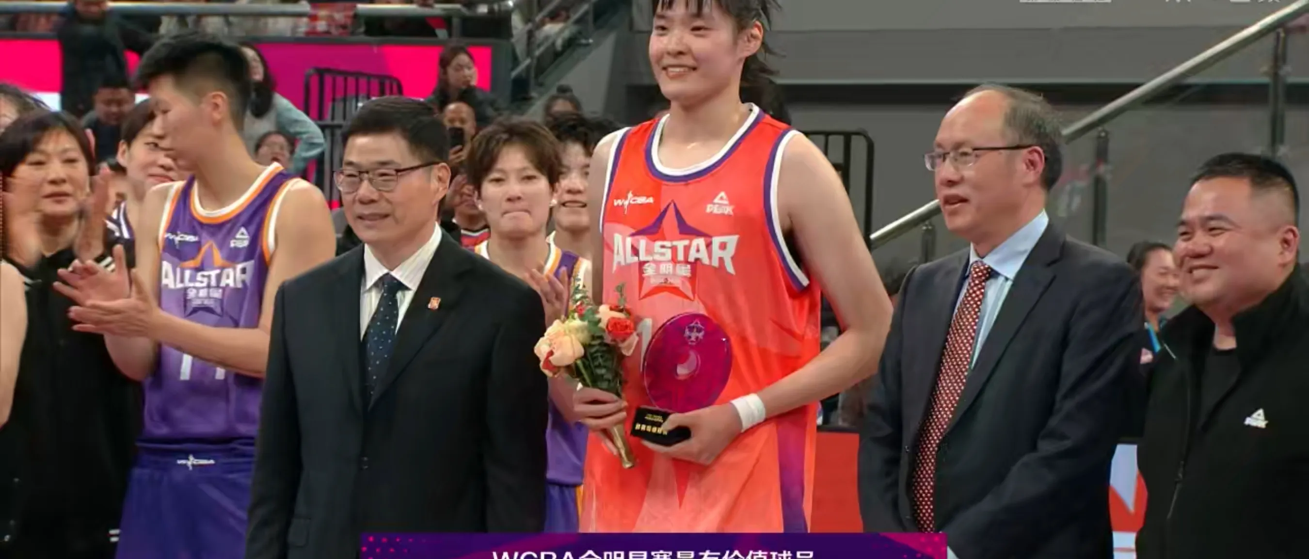 队员重要表现，帮忙球队获胜