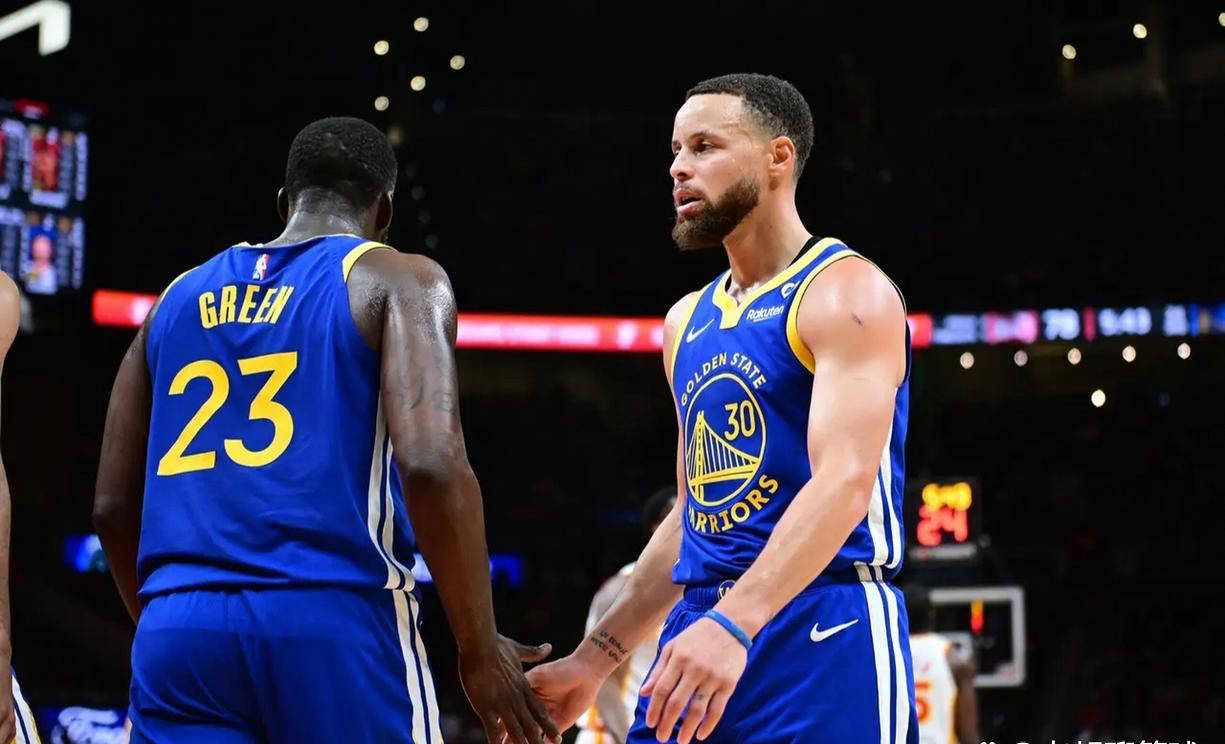 包含今晚焦点:勇士淘汰,球迷沸腾的词条 包含今晚焦点:勇士淘汰,球迷沸腾的词条