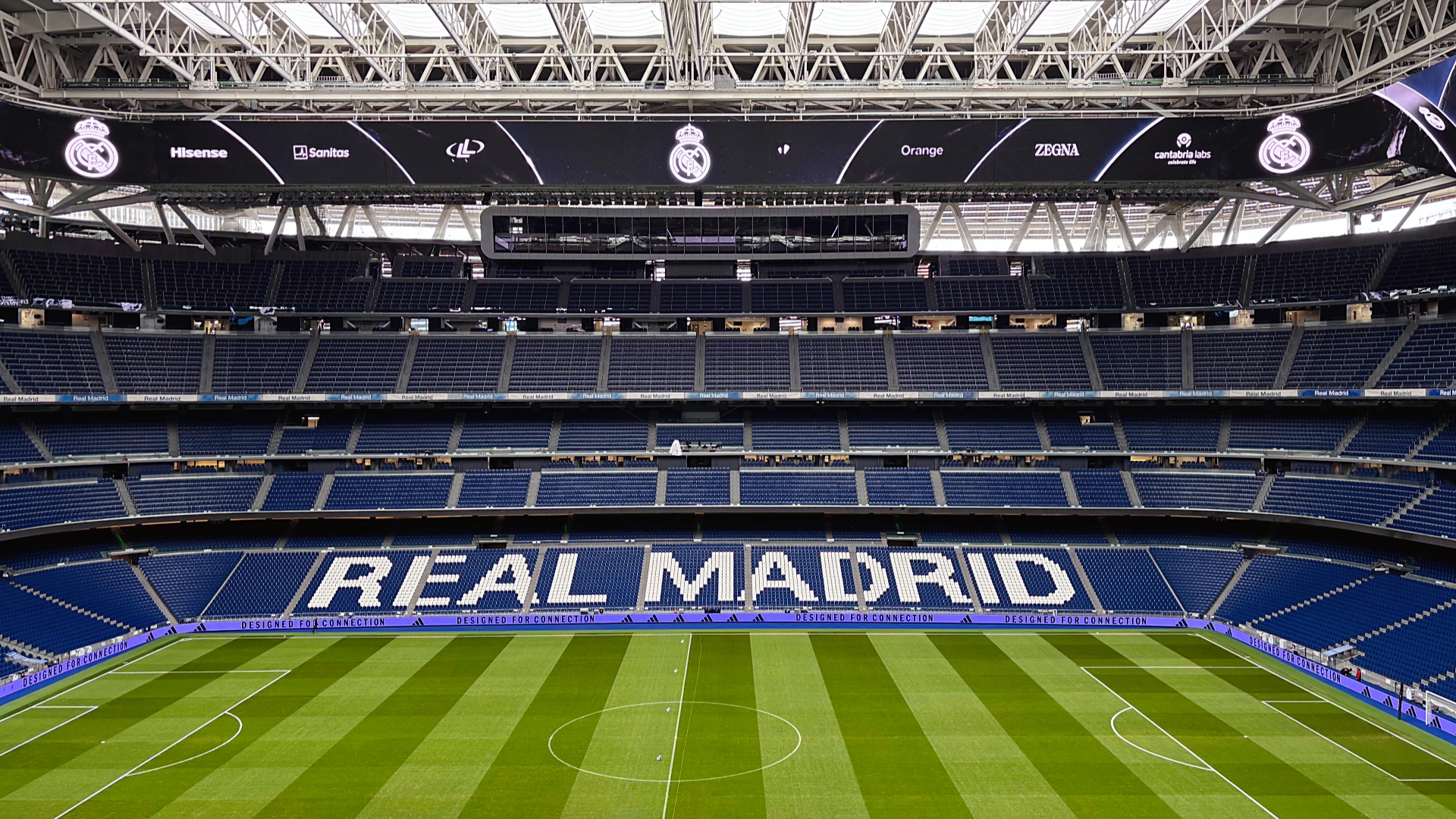 欧冠赛事场地调整，球员备战打造新球场的简单介绍