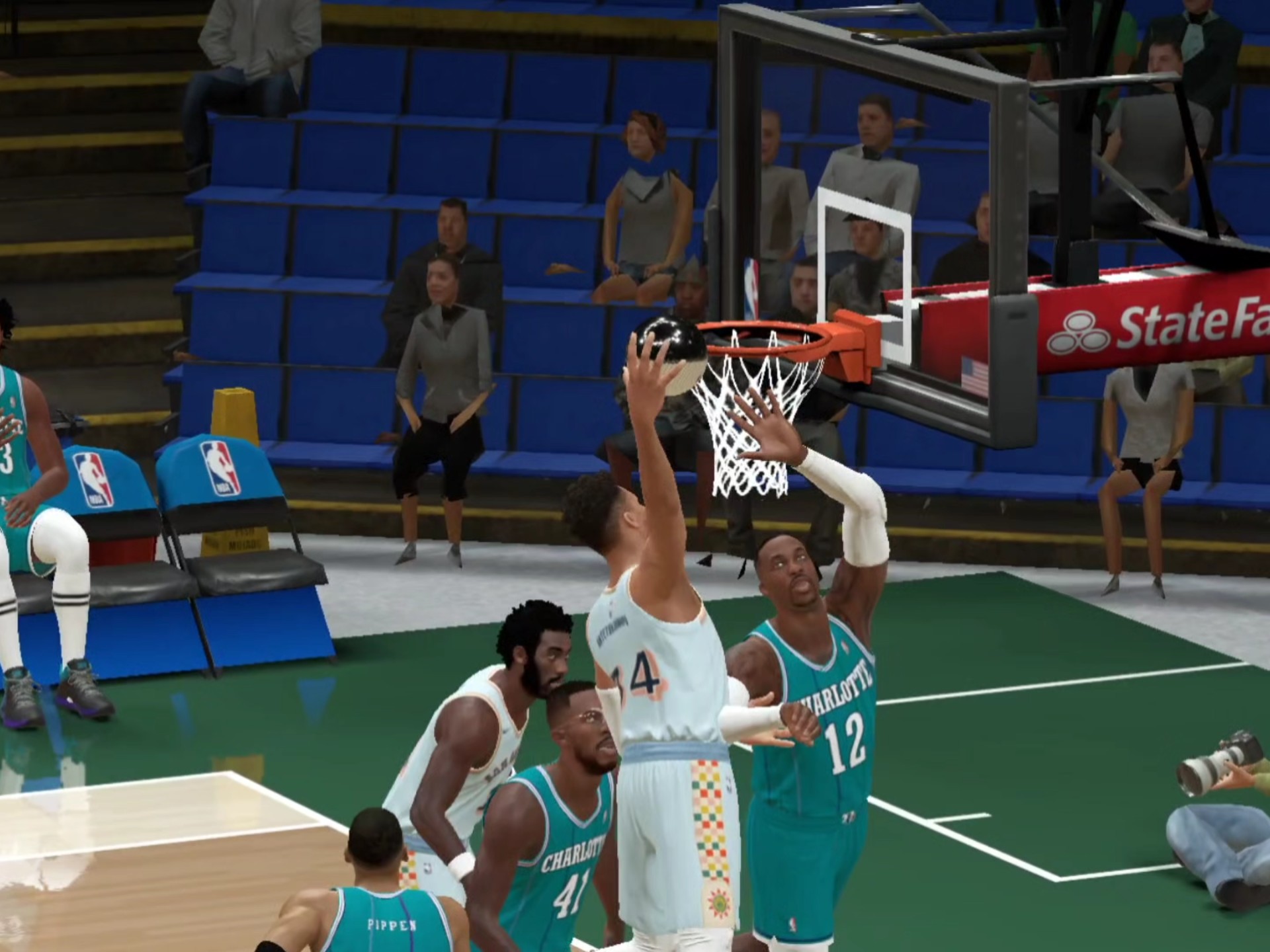 澳大利亚男篮强势篮网B队，麦科勒姆绝境逆转的简单介绍