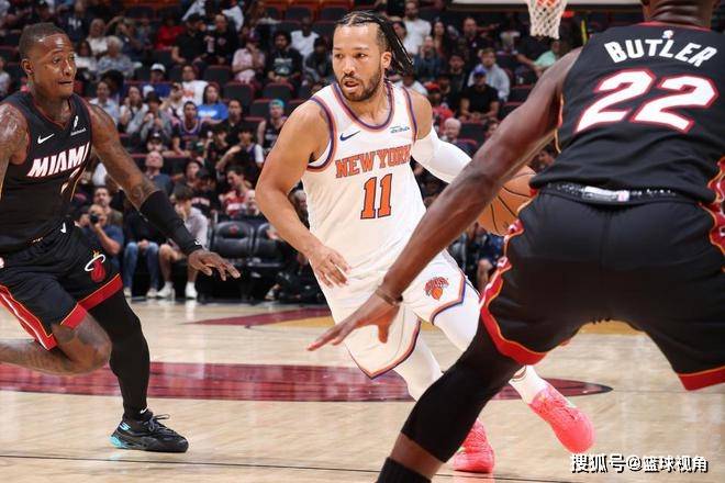 尼克斯逆转魔术，全队交好火力的简单介绍